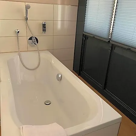 Nordseehotel Kroeger لانغيوغ
